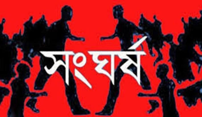 লালমোহনে প্রার্থীর উপর সন্ত্রাসী হামলা।। প্রকাশ্যে প্রচারণা চালাচ্ছে আসামী