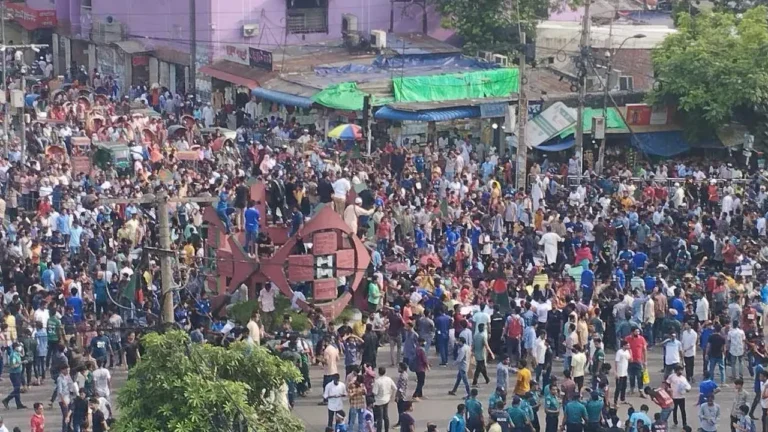 অবরুদ্ধ সচিবালয়-জিরো পয়েন্ট এলাকা 