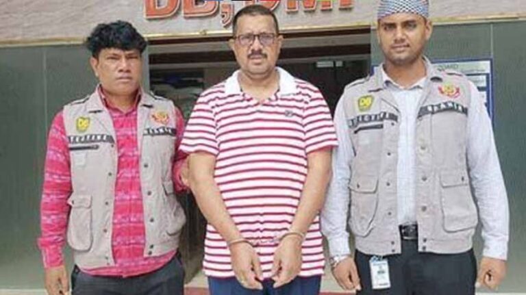 নারায়ণগঞ্জে কাউন্সিলর ইসরাফিল ও বিএনপির টিটু গ্রেফতার