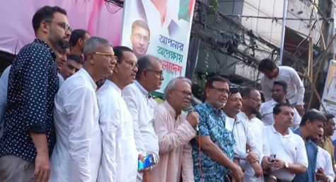 দুষ্কৃতকারীদের ধরে সেনাবাহিনীর হাতে তোলে দিন: রুহুল কবির রিজভী